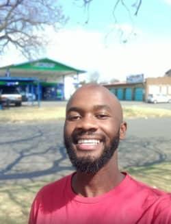 Zwelethu Mkhonto profile