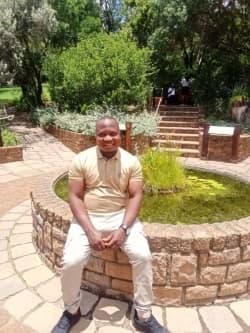 Mthabisi Mpofu profile