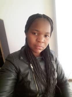 Lungile Nkomo profile