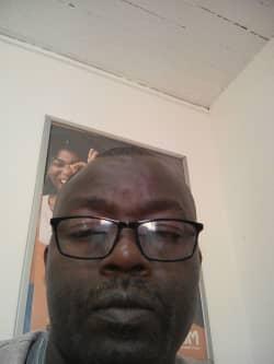 Timothy Zivuchi profile