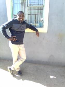 Mthunzi  Nhlabano profile